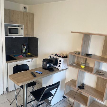 Studio Avec Place De Parking A La Timone Марсилия Екстериор снимка